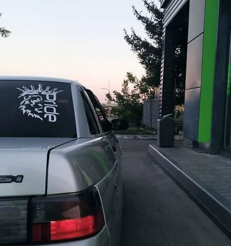 Серый ВАЗ 2110, объемом двигателя 1.6 л и пробегом 155 тыс. км за 2250 $, фото 1 на Automoto.ua