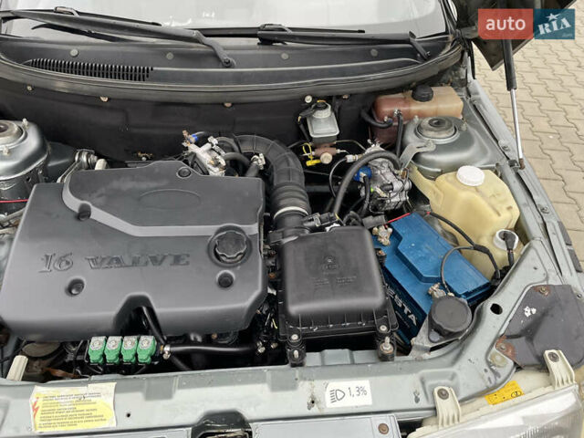 Сірий ВАЗ 2110, об'ємом двигуна 1.6 л та пробігом 163 тис. км за 2600 $, фото 13 на Automoto.ua