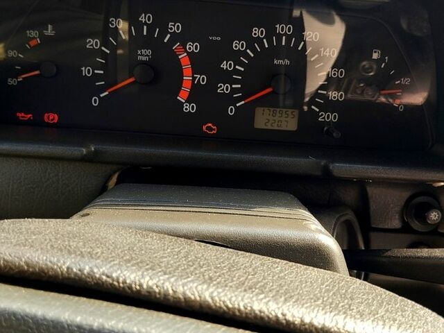 Сірий ВАЗ 2110, об'ємом двигуна 1.5 л та пробігом 170 тис. км за 2500 $, фото 6 на Automoto.ua