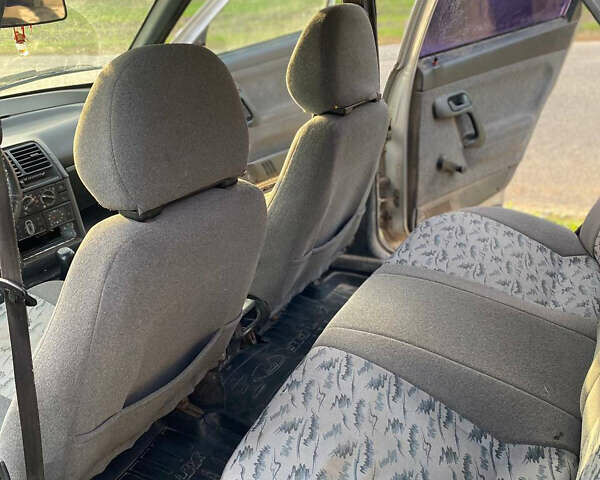 Сірий ВАЗ 2110, об'ємом двигуна 1.6 л та пробігом 300 тис. км за 1100 $, фото 6 на Automoto.ua