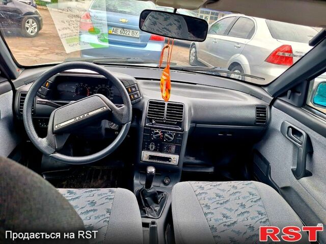 Серый ВАЗ 2110, объемом двигателя 1.5 л и пробегом 113 тыс. км за 2699 $, фото 7 на Automoto.ua
