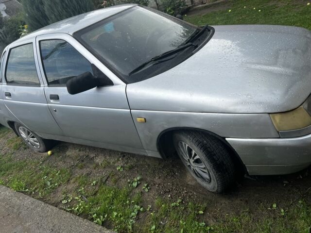 Серый ВАЗ 2110, объемом двигателя 1.6 л и пробегом 270 тыс. км за 700 $, фото 2 на Automoto.ua