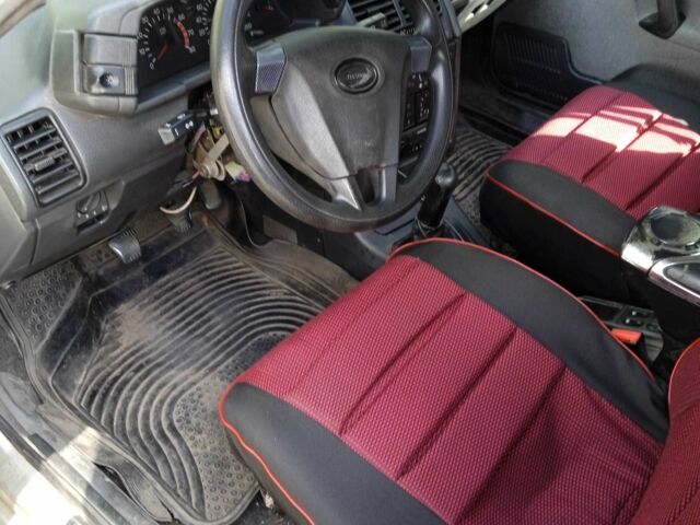 Сірий ВАЗ 2110, об'ємом двигуна 1.6 л та пробігом 247 тис. км за 1100 $, фото 12 на Automoto.ua