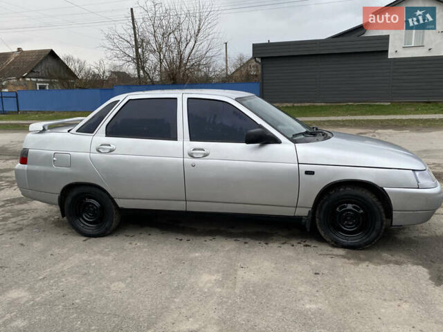 Сірий ВАЗ 2110, об'ємом двигуна 1.6 л та пробігом 270 тис. км за 1900 $, фото 8 на Automoto.ua