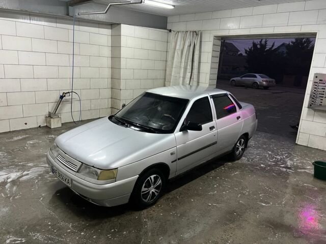 Серый ВАЗ 2110, объемом двигателя 1.6 л и пробегом 777 тыс. км за 950 $, фото 1 на Automoto.ua