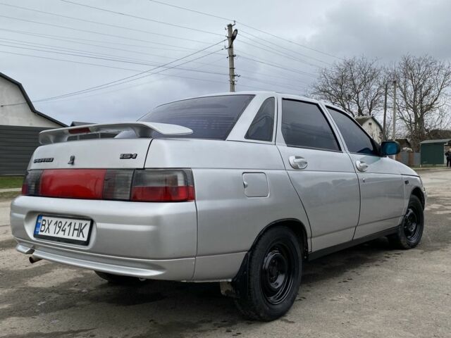 Серый ВАЗ 2110, объемом двигателя 1.6 л и пробегом 271 тыс. км за 1900 $, фото 3 на Automoto.ua