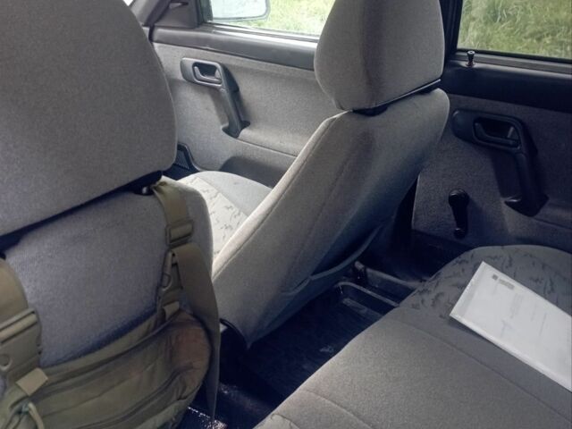 Серый ВАЗ 2110, объемом двигателя 1 л и пробегом 200 тыс. км за 1300 $, фото 7 на Automoto.ua