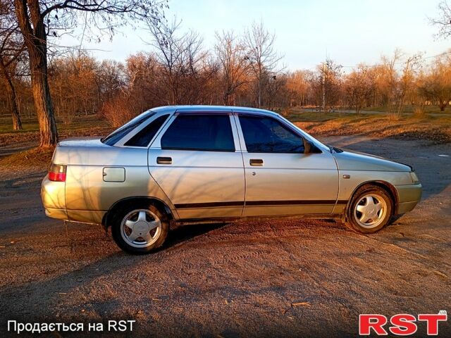 Серый ВАЗ 2110, объемом двигателя 1.6 л и пробегом 200 тыс. км за 2150 $, фото 5 на Automoto.ua
