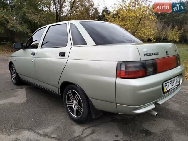 Серый ВАЗ 2110, объемом двигателя 1.6 л и пробегом 77 тыс. км за 3300 $, фото 1 на Automoto.ua