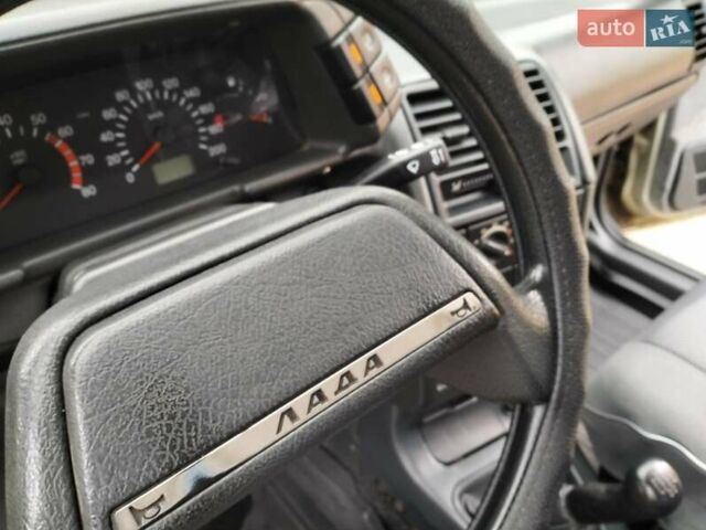 Сірий ВАЗ 2110, об'ємом двигуна 1.6 л та пробігом 77 тис. км за 2999 $, фото 6 на Automoto.ua