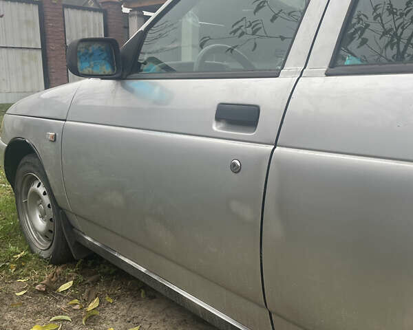 Серый ВАЗ 2110, объемом двигателя 1.6 л и пробегом 181 тыс. км за 1750 $, фото 9 на Automoto.ua