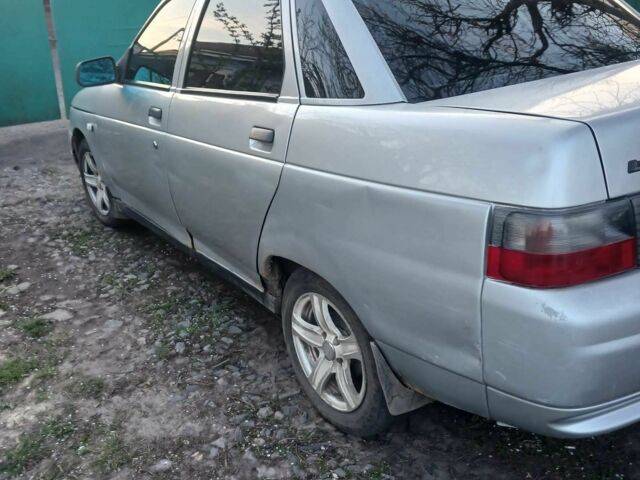 Серый ВАЗ 2110, объемом двигателя 1.6 л и пробегом 230 тыс. км за 900 $, фото 3 на Automoto.ua
