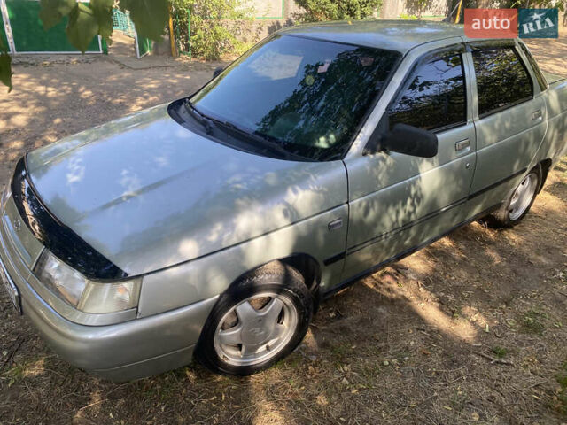 Серый ВАЗ 2110, объемом двигателя 1.6 л и пробегом 238 тыс. км за 1850 $, фото 1 на Automoto.ua