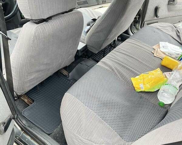 ВАЗ 2110 2006 в Каменское - Днепродзержинск на Automoto.ua Серый ВАЗ 2110, объемом двигателя 1.6 л и пробегом 262 тыс. км за 2300 $, фото 5 на Automoto.ua