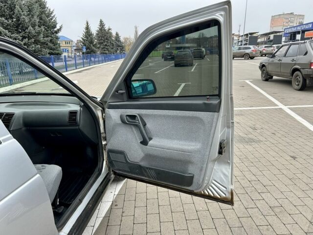 Сірий ВАЗ 2110, об'ємом двигуна 1.6 л та пробігом 182 тис. км за 2350 $, фото 10 на Automoto.ua