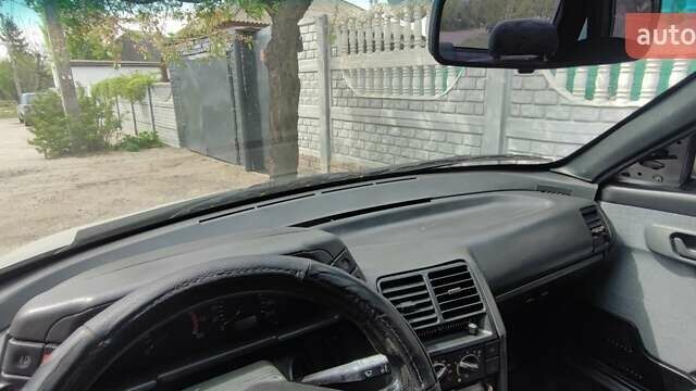 Серый ВАЗ 2110, объемом двигателя 1.6 л и пробегом 238 тыс. км за 2500 $, фото 4 на Automoto.ua