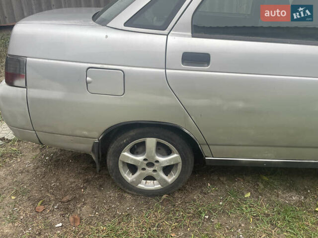 Серый ВАЗ 2110, объемом двигателя 1.6 л и пробегом 181 тыс. км за 1750 $, фото 5 на Automoto.ua