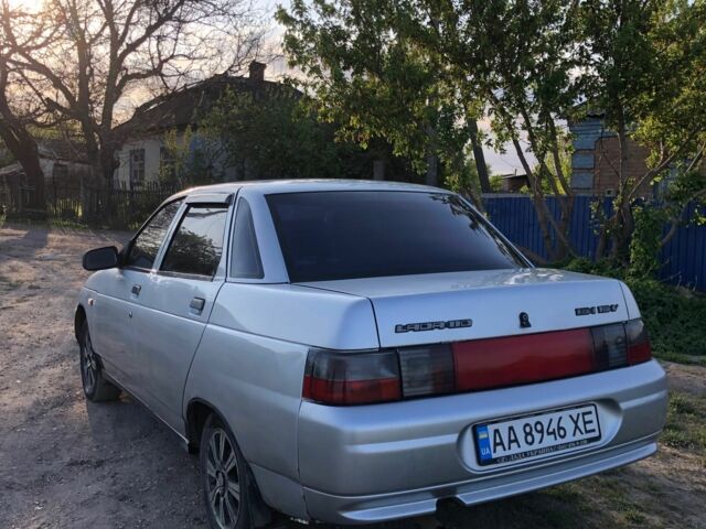 Серый ВАЗ 2110, объемом двигателя 1.6 л и пробегом 200 тыс. км за 1700 $, фото 4 на Automoto.ua