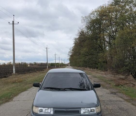 Серый ВАЗ 2110, объемом двигателя 1.6 л и пробегом 280 тыс. км за 1750 $, фото 6 на Automoto.ua