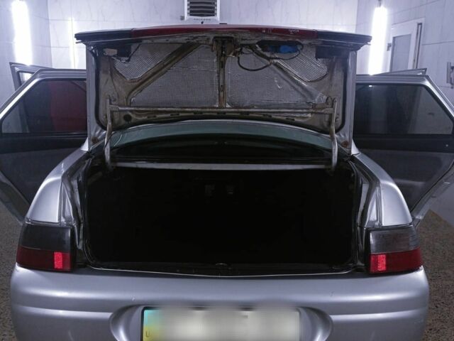 Сірий ВАЗ 2110, об'ємом двигуна 1.6 л та пробігом 360 тис. км за 2000 $, фото 6 на Automoto.ua