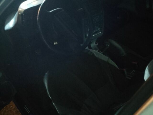 Сірий ВАЗ 2110, об'ємом двигуна 1.6 л та пробігом 350 тис. км за 2000 $, фото 2 на Automoto.ua