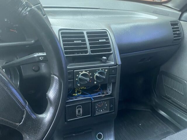 Сірий ВАЗ 2110, об'ємом двигуна 0 л та пробігом 3 тис. км за 1500 $, фото 3 на Automoto.ua