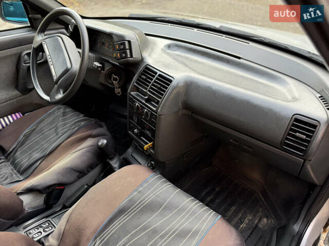 Серый ВАЗ 2110, объемом двигателя 1.6 л и пробегом 42 тыс. км за 3200 $, фото 8 на Automoto.ua