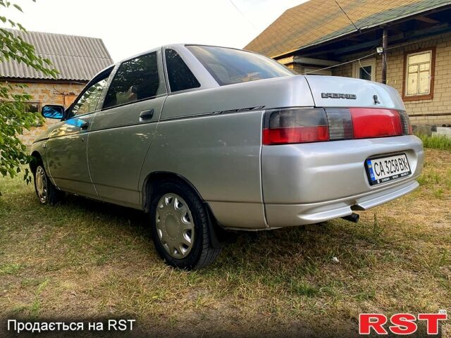 Серый ВАЗ 2110, объемом двигателя 1.6 л и пробегом 215 тыс. км за 1800 $, фото 2 на Automoto.ua
