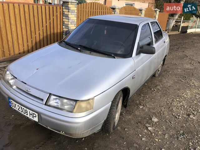 Серый ВАЗ 2110, объемом двигателя 1.6 л и пробегом 250 тыс. км за 1000 $, фото 1 на Automoto.ua