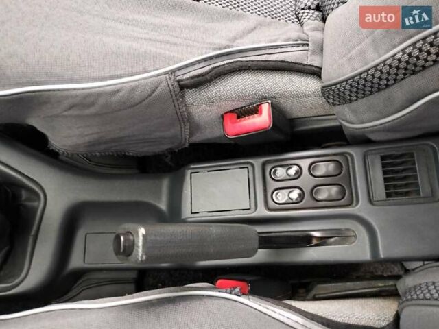 Сірий ВАЗ 2110, об'ємом двигуна 1.6 л та пробігом 77 тис. км за 2999 $, фото 7 на Automoto.ua