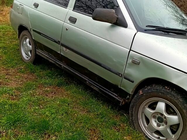 Серый ВАЗ 2110, объемом двигателя 1.6 л и пробегом 310 тыс. км за 999 $, фото 3 на Automoto.ua