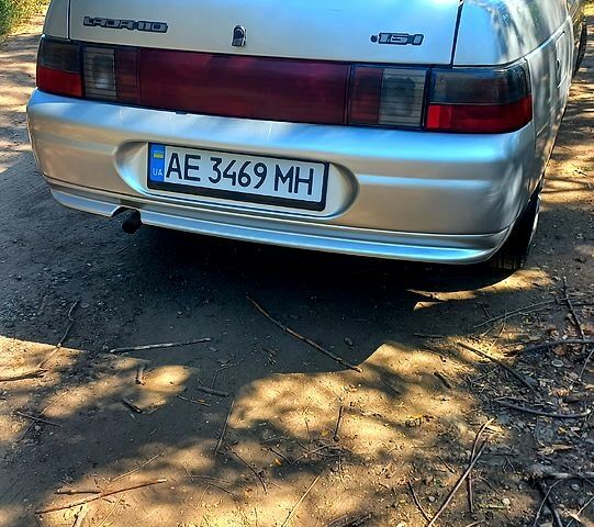 Серый ВАЗ 2110, объемом двигателя 1.6 л и пробегом 240 тыс. км за 1800 $, фото 2 на Automoto.ua
