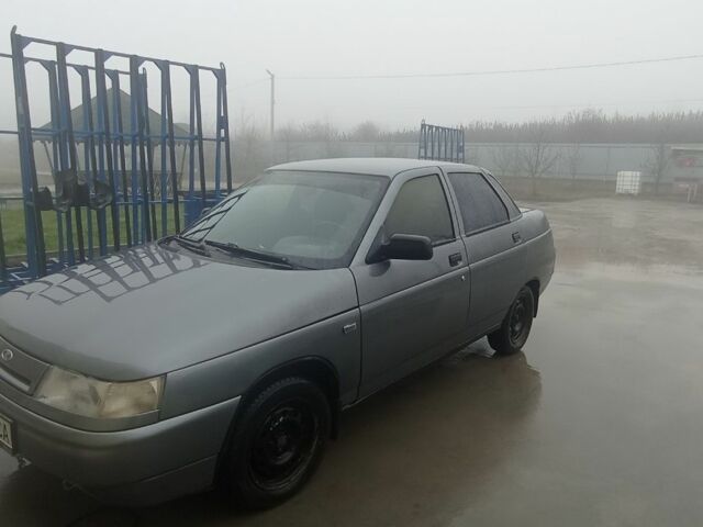 Серый ВАЗ 2110, объемом двигателя 1.6 л и пробегом 190 тыс. км за 2300 $, фото 12 на Automoto.ua