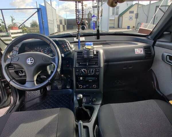Серый ВАЗ 2110, объемом двигателя 1.6 л и пробегом 182 тыс. км за 3950 $, фото 29 на Automoto.ua