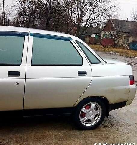 Серый ВАЗ 2110, объемом двигателя 1.6 л и пробегом 180 тыс. км за 2200 $, фото 3 на Automoto.ua