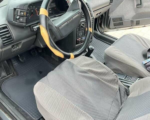 ВАЗ 2110 2006 в Каменское - Днепродзержинск на Automoto.ua Серый ВАЗ 2110, объемом двигателя 1.6 л и пробегом 262 тыс. км за 2300 $, фото 4 на Automoto.ua