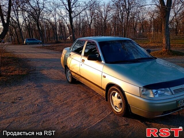 Серый ВАЗ 2110, объемом двигателя 1.6 л и пробегом 200 тыс. км за 2150 $, фото 2 на Automoto.ua