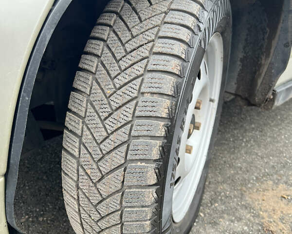 Серый ВАЗ 2110, объемом двигателя 1.6 л и пробегом 131 тыс. км за 2099 $, фото 13 на Automoto.ua