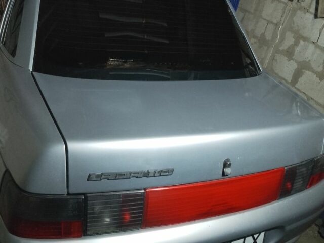 Сірий ВАЗ 2110, об'ємом двигуна 1.6 л та пробігом 350 тис. км за 2000 $, фото 4 на Automoto.ua