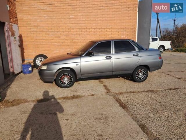 ВАЗ 2110 2006 в Змиеве на Automoto.ua Серый ВАЗ 2110, объемом двигателя 1.6 л и пробегом 200 тыс. км за 2700 $, фото 3 на Automoto.ua