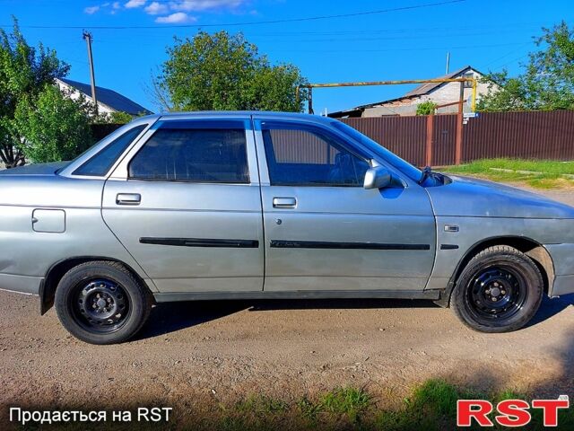 Сірий ВАЗ 2110, об'ємом двигуна 1.6 л та пробігом 193 тис. км за 2000 $, фото 12 на Automoto.ua