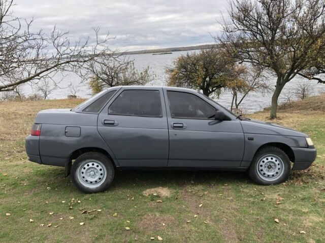 Серый ВАЗ 2110, объемом двигателя 1.6 л и пробегом 280 тыс. км за 1750 $, фото 3 на Automoto.ua