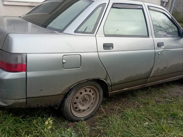 Серый ВАЗ 2110, объемом двигателя 1 л и пробегом 200 тыс. км за 1300 $, фото 2 на Automoto.ua
