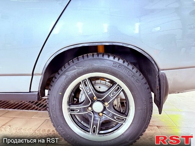 Сірий ВАЗ 2110, об'ємом двигуна 1.6 л та пробігом 181 тис. км за 1900 $, фото 7 на Automoto.ua