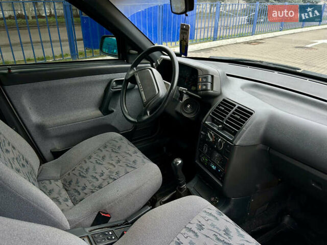 Сірий ВАЗ 2110, об'ємом двигуна 1.6 л та пробігом 182 тис. км за 2350 $, фото 11 на Automoto.ua