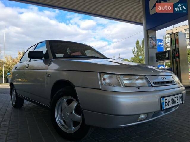 Сірий ВАЗ 2110, об'ємом двигуна 1.6 л та пробігом 230 тис. км за 2250 $, фото 3 на Automoto.ua