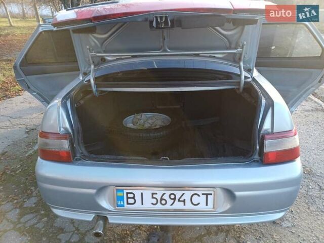 Серый ВАЗ 2110, объемом двигателя 1.6 л и пробегом 302 тыс. км за 2700 $, фото 6 на Automoto.ua