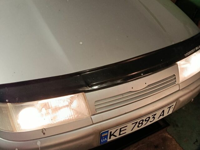 Серый ВАЗ 2110, объемом двигателя 1 л и пробегом 220 тыс. км за 2000 $, фото 7 на Automoto.ua