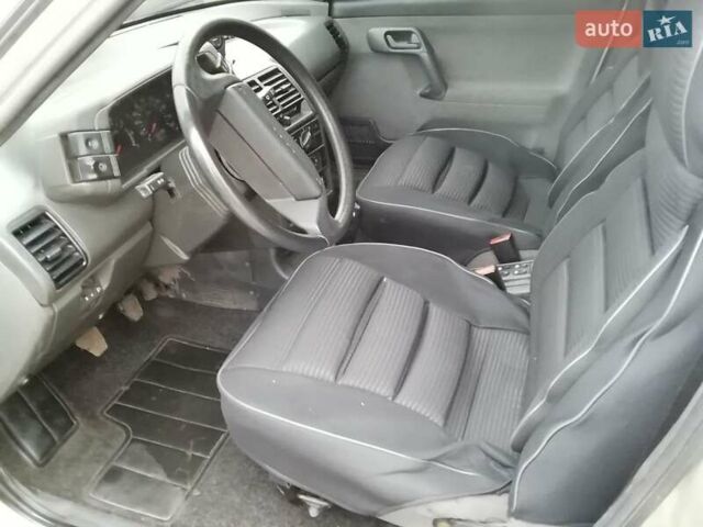 Серый ВАЗ 2110, объемом двигателя 1.6 л и пробегом 249 тыс. км за 2400 $, фото 3 на Automoto.ua