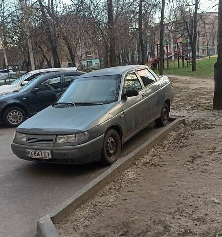 Серый ВАЗ 2110, объемом двигателя 1.6 л и пробегом 350 тыс. км за 1700 $, фото 1 на Automoto.ua